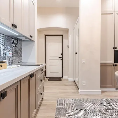 Grand Rynok Square *